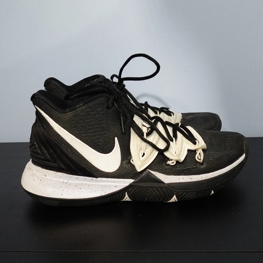 Nike Shoes Mens 9 Kyrie 5 Basketball Shoes‎ Black White Athletic Sneakers